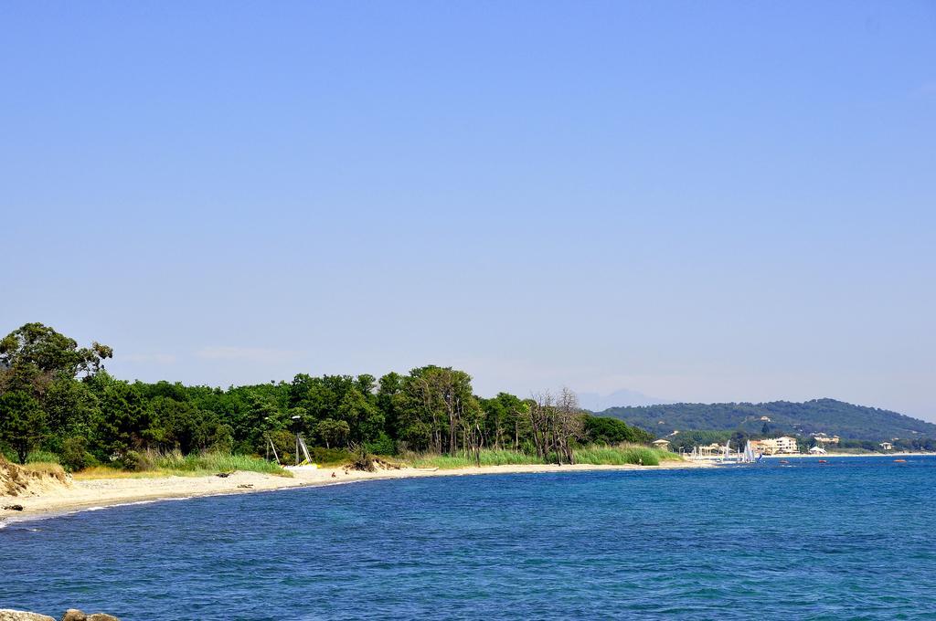 Santa-Maria-Poggio  Sole E Mare 아파트 호텔 외부 사진